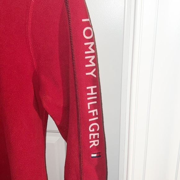 Tommy Hilfiger Fleece Pullover Size Medium - Picture 2 of 4